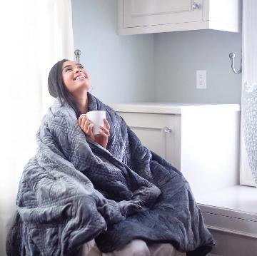 Hush Plush 2.0 - Warming Weighted Blanket